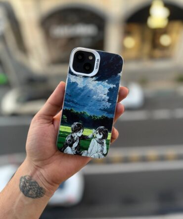 قاب طرح اتک آن تایتان ارن و میکاسا